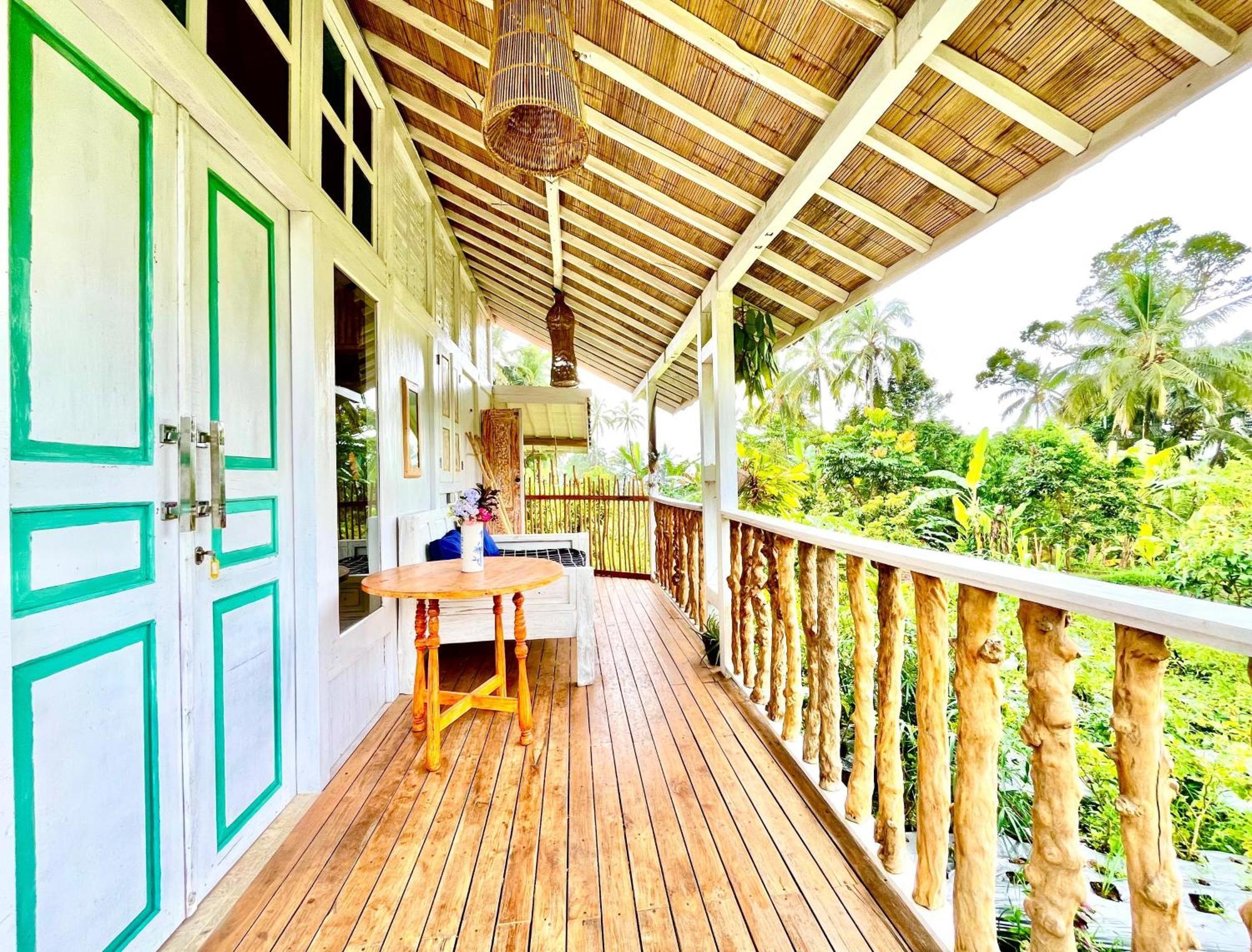 Pondok Is Oke Villa Scenic View Banyuwangi  Bagian luar foto