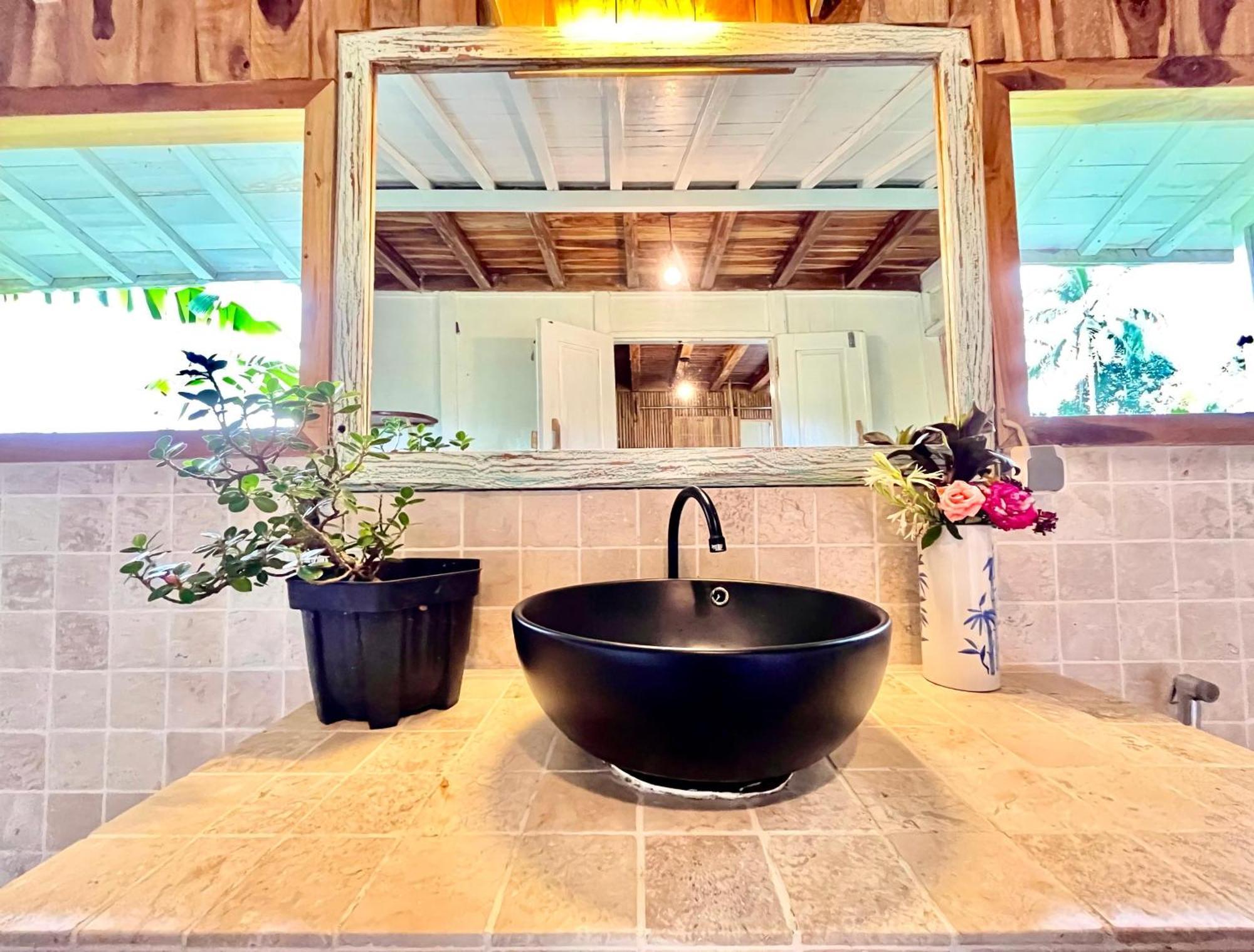 Pondok Is Oke Villa Scenic View Banyuwangi  Bagian luar foto